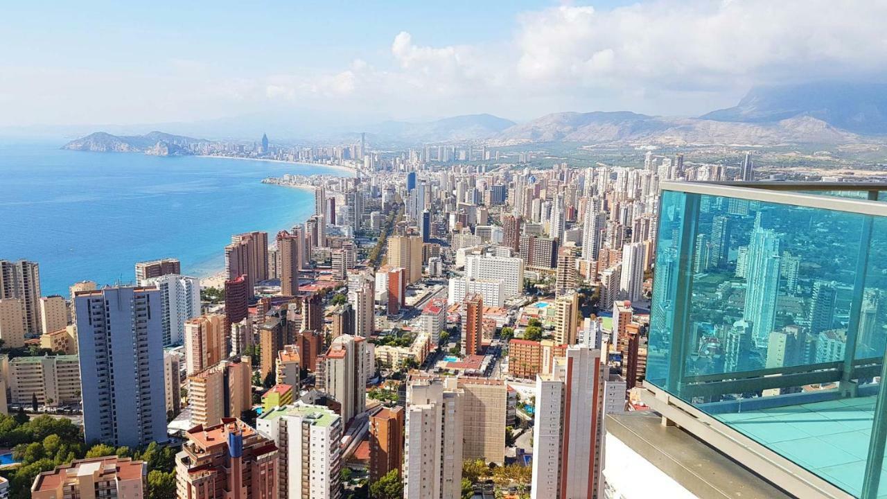 Highrise Apartment With Private Terrace & Sea Views - 34Th Floor Бенидорм Экстерьер фото